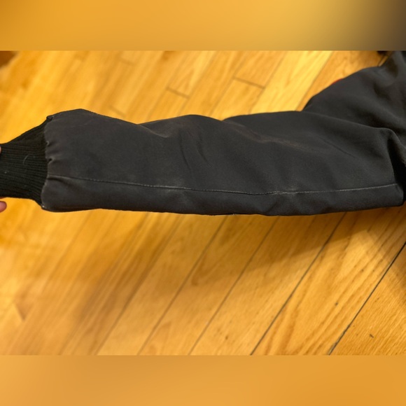 Canada Goose Y2K Black Chilliwack Jacket - Picture 9 of 13